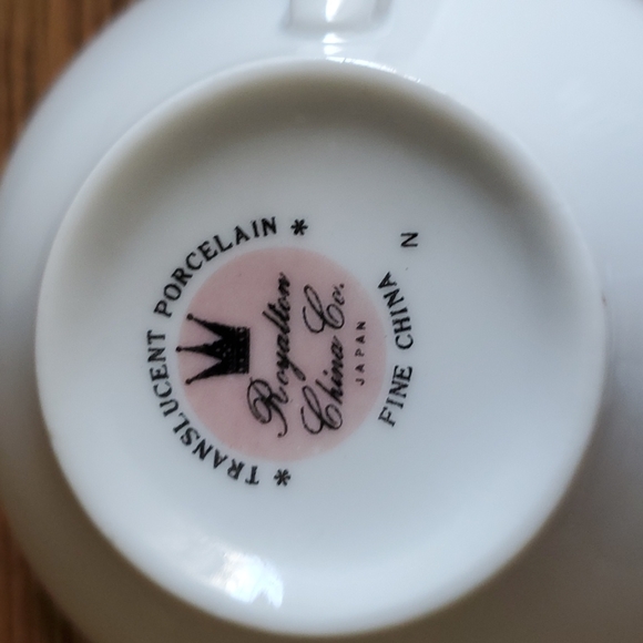 Set of 4 Translucent Porcelain Royalton China Tea Cups - Picture 4 of 8